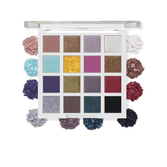 Nightmare Before Christmas Eye & Face Palette ✨✨ 🆕 Wet N Wild - Picture 2 of 5